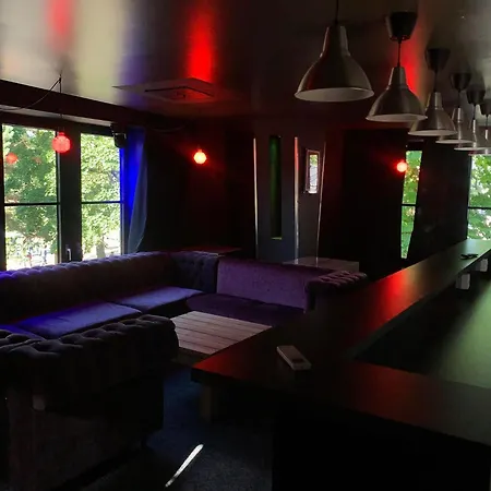 Penthouse Flamingo Apartment